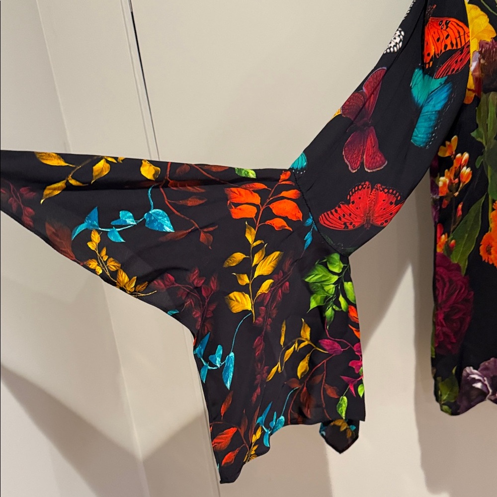 Alice + Olivia Multicolor Floral and Animal Print Blouse - Picture 2 of 3